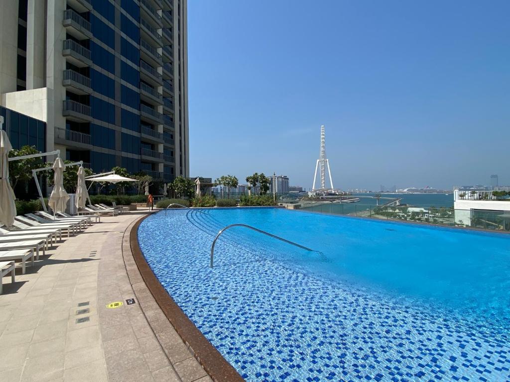 Experience Luxuy At Emaar's 52|42, 2+1 Lux Apartment, Fully Furnished, Tower 1