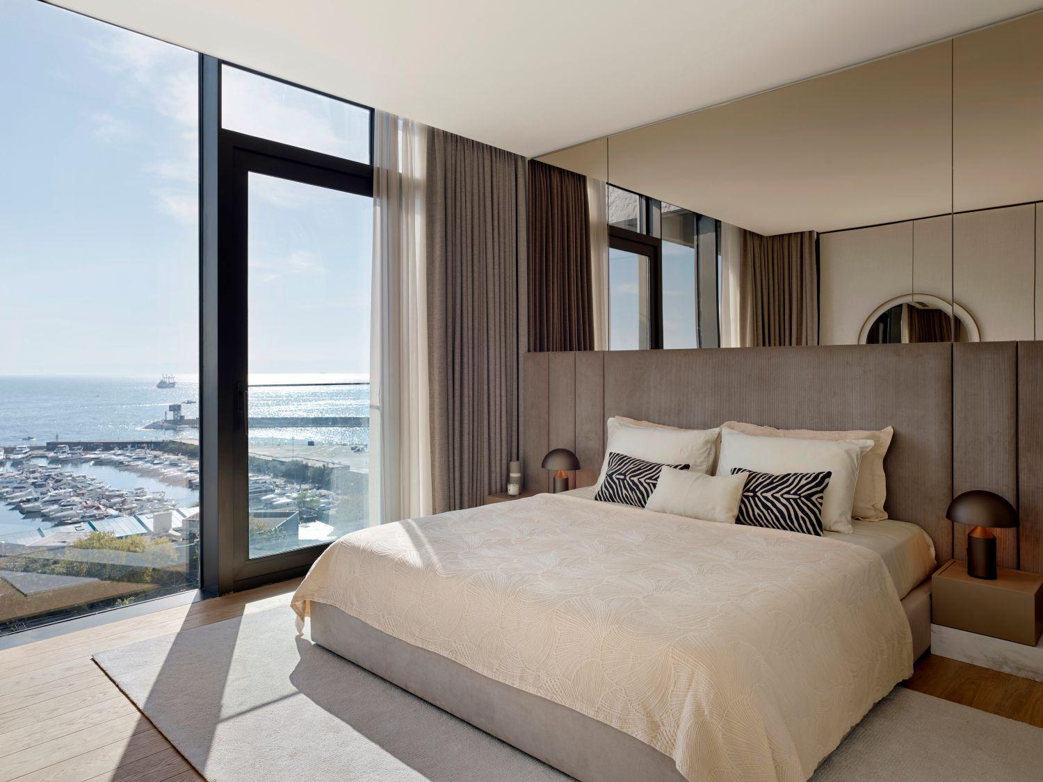 Ataköy Marinada Residence: Luxury 1+1 Dublex Apartment Waterfront in Istanbul - Suitable for Citizenship