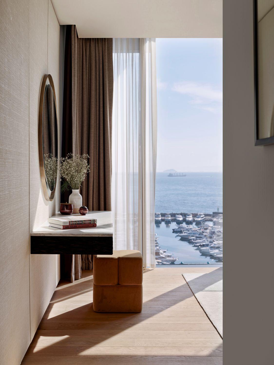 Ataköy Marinada Residence: Luxury 1+1 Dublex Apartment Waterfront in Istanbul - Suitable for Citizenship