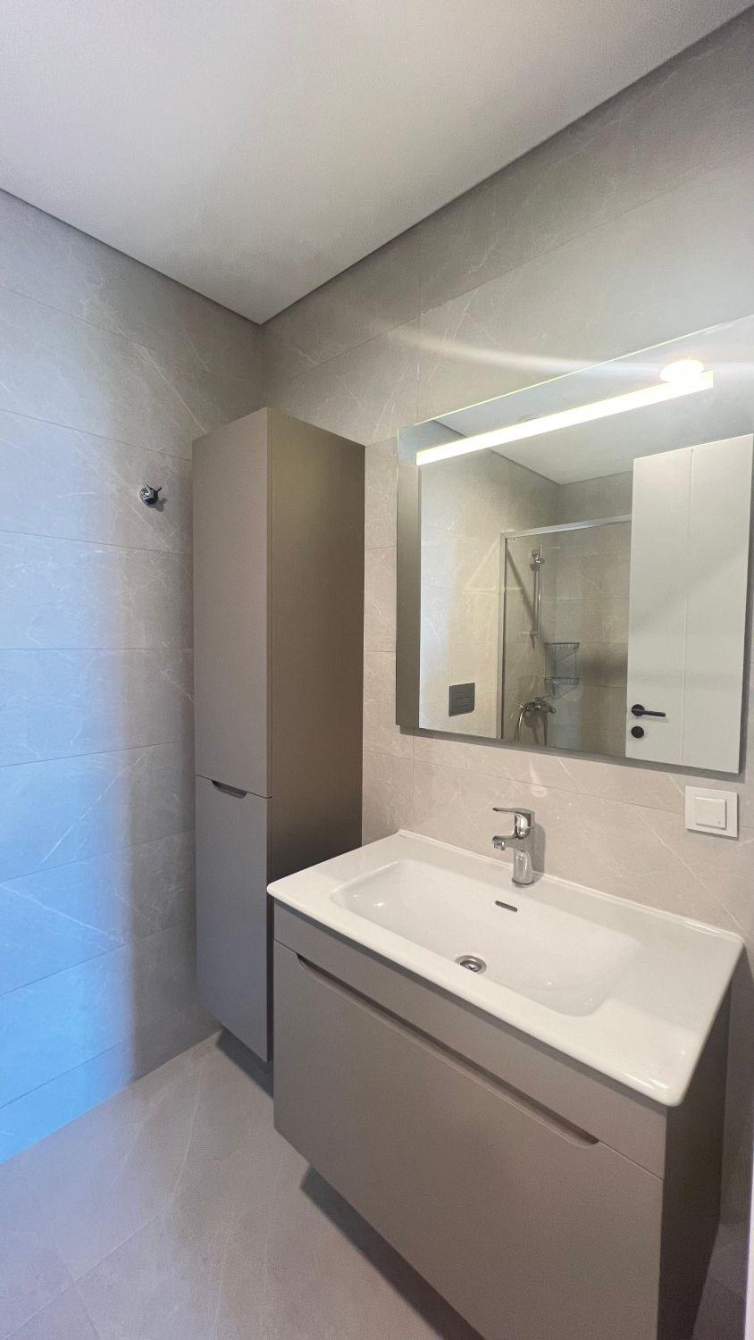 Avrupa Konutları Esentepe: Modern 3+1 Apartment Near E-5 & Metro - Suitable for Citizenship