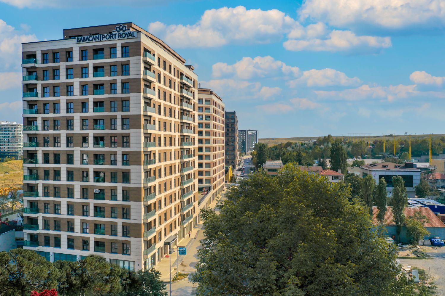 Babacan Port Royal Küçükçekmece: 1+1 Apartment for Sale