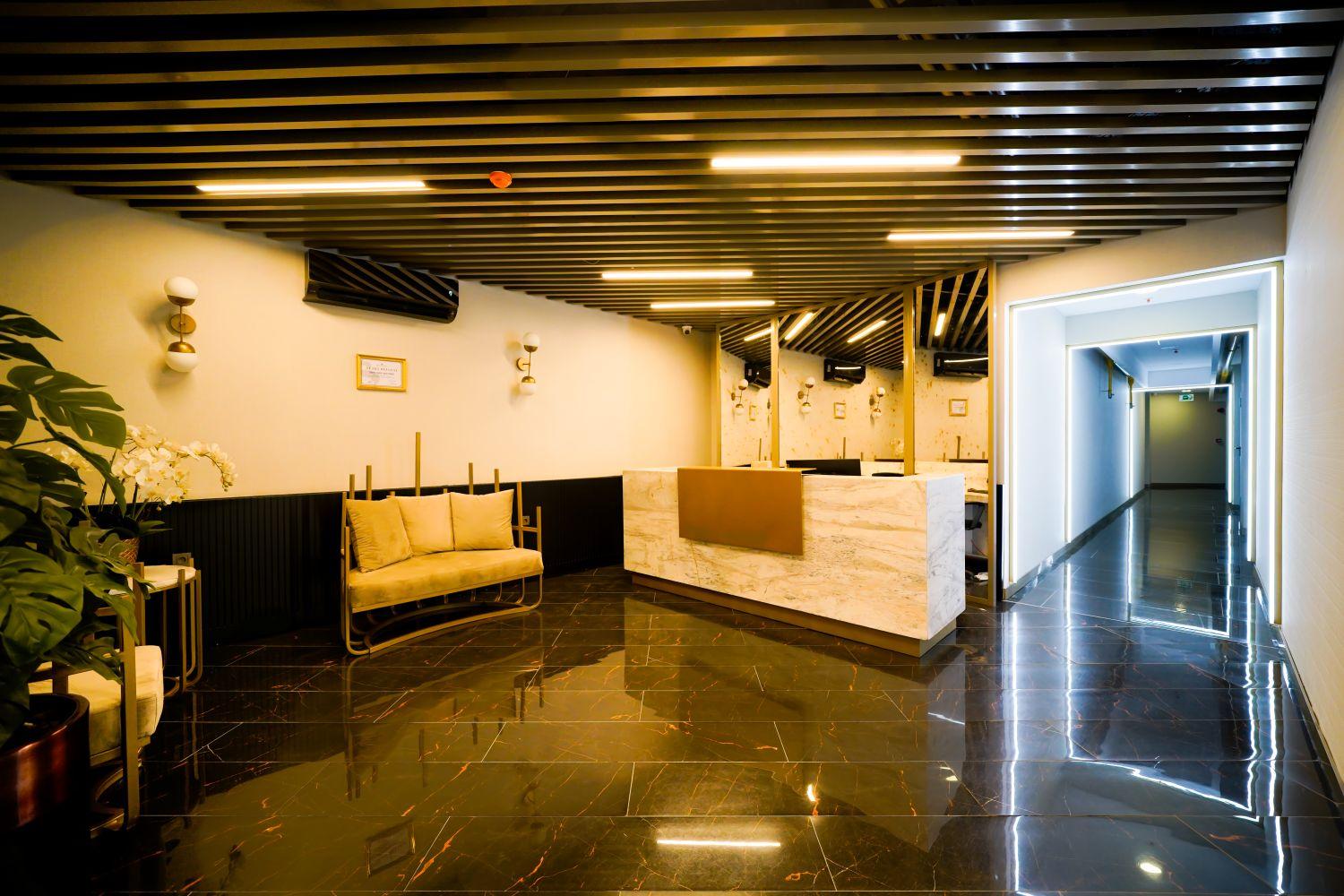 Babacan Port Royal Küçükçekmece: 1+1 Apartment for Sale