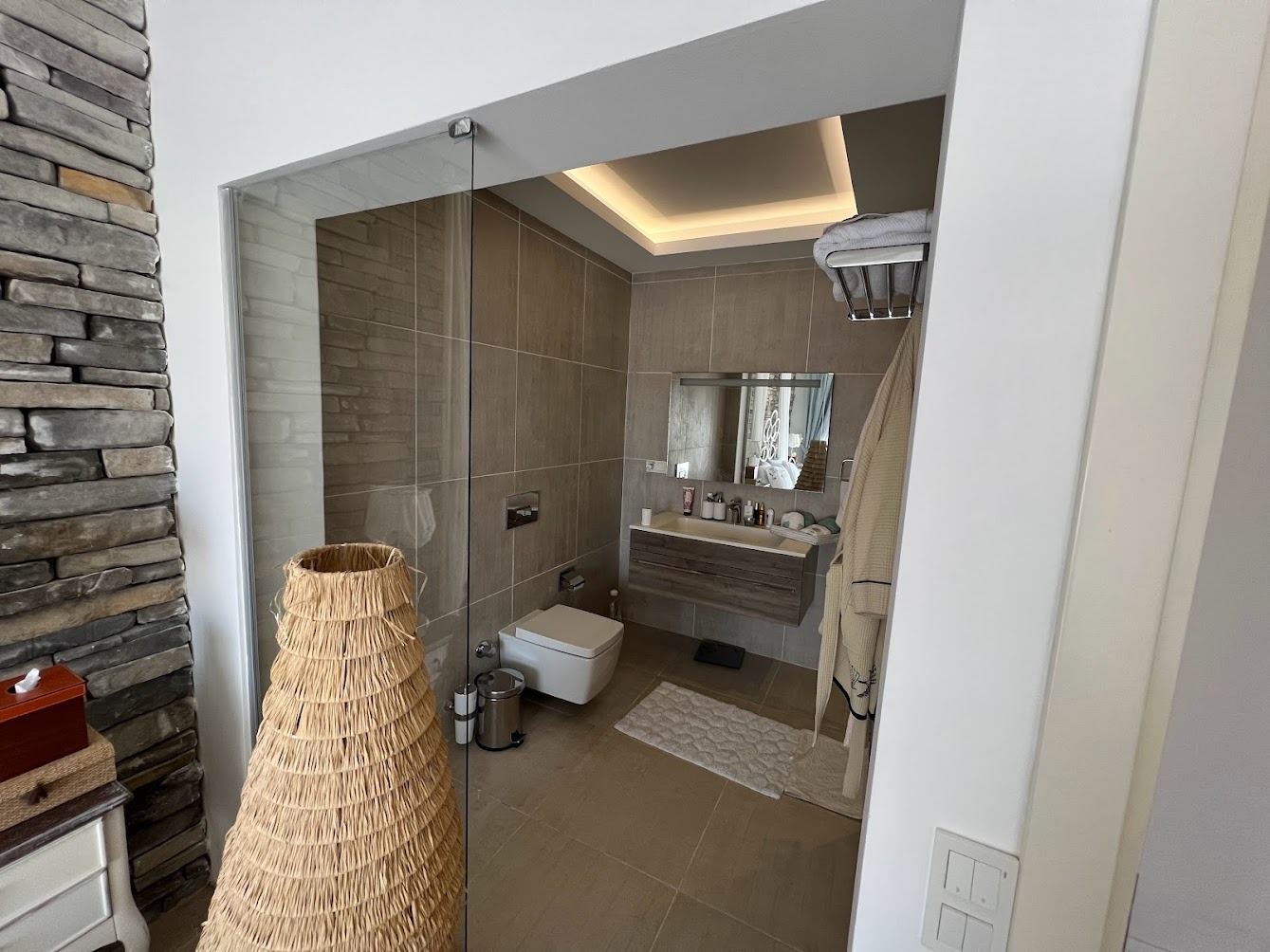 Apartamento dúplex de 3+1 con vistas al mar y a la piscina en el complejo Babil Gardens