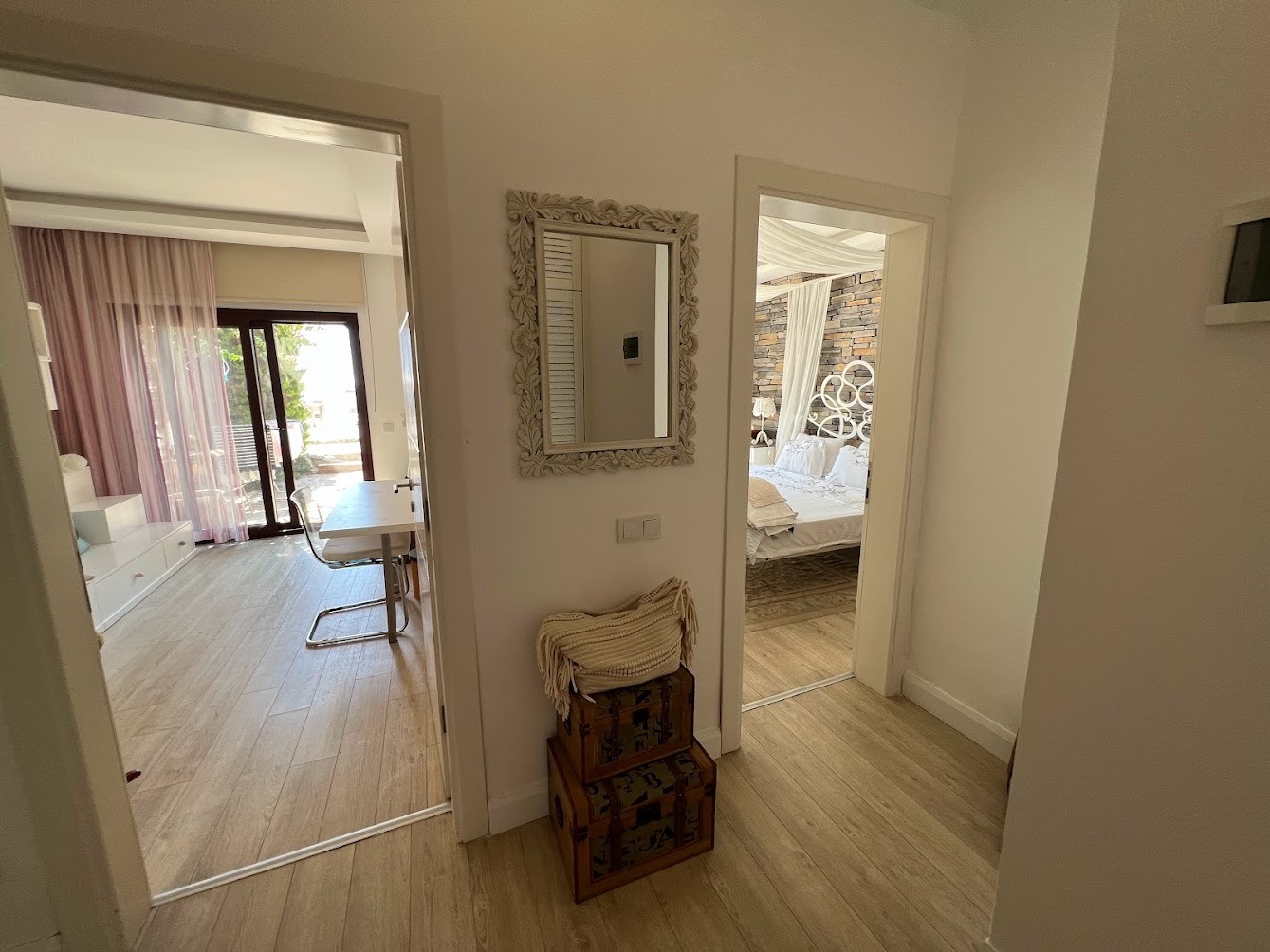 Apartamento dúplex de 3+1 con vistas al mar y a la piscina en el complejo Babil Gardens