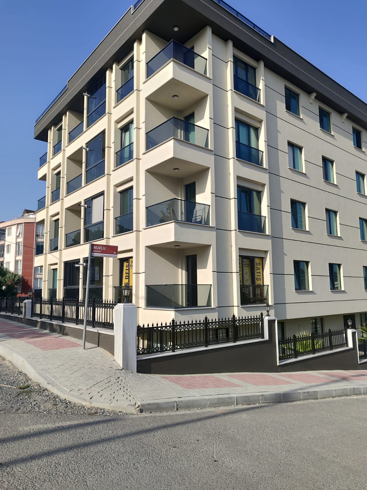 Duplex 4+2 in Beylikduzu, Kavakli