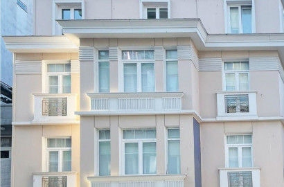 Building for Sale in Istanbul, Great Investment Opportunity. Eligible for Citizenship!