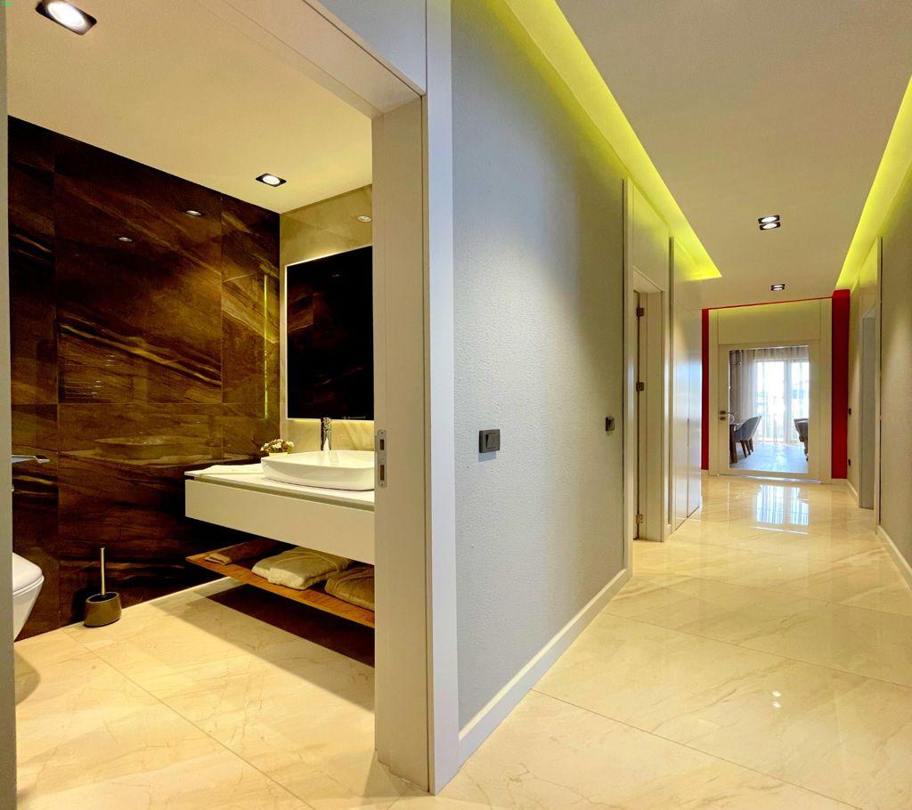 شقة فاخرة من 5 غرف نوم للبيع في بيوك تشكمجة — مناسبة للحصول على الجنسية