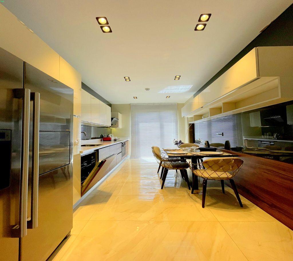 شقة فاخرة من 5 غرف نوم للبيع في بيوك تشكمجة — مناسبة للحصول على الجنسية