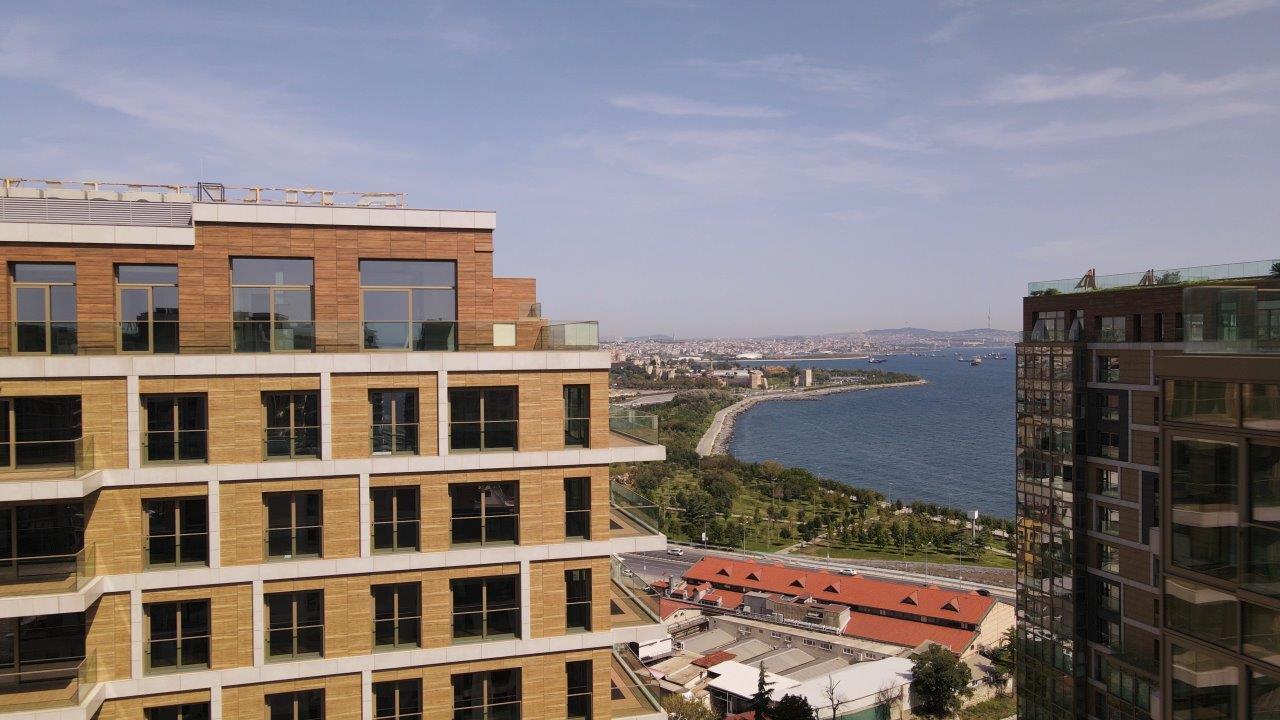 Invest in Buyukyali Istanbul: 2+1 Apartment - Suitable for Citizenship