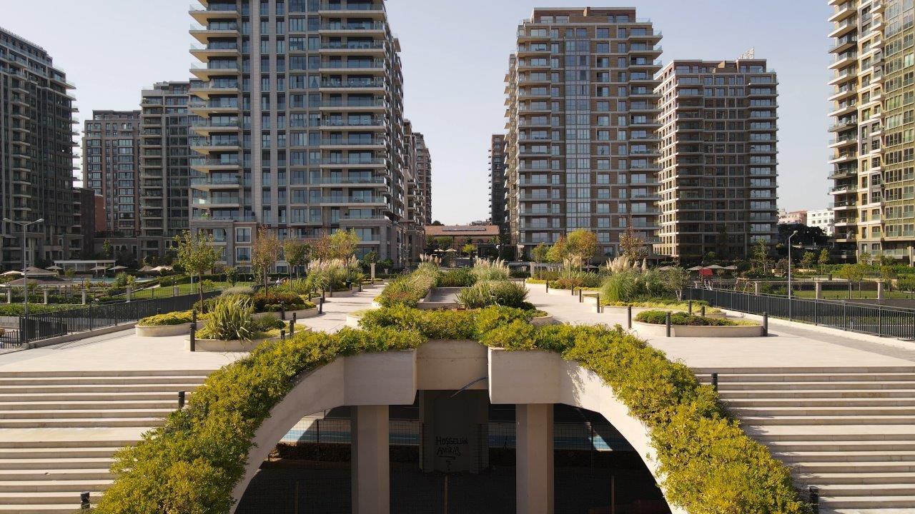 Invest in Buyukyali Istanbul: 2+1 Apartment - Suitable for Citizenship