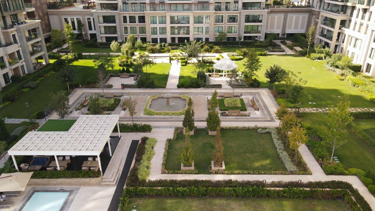 Invest in Buyukyali Istanbul: 2+1 Apartment - Suitable for Citizenship