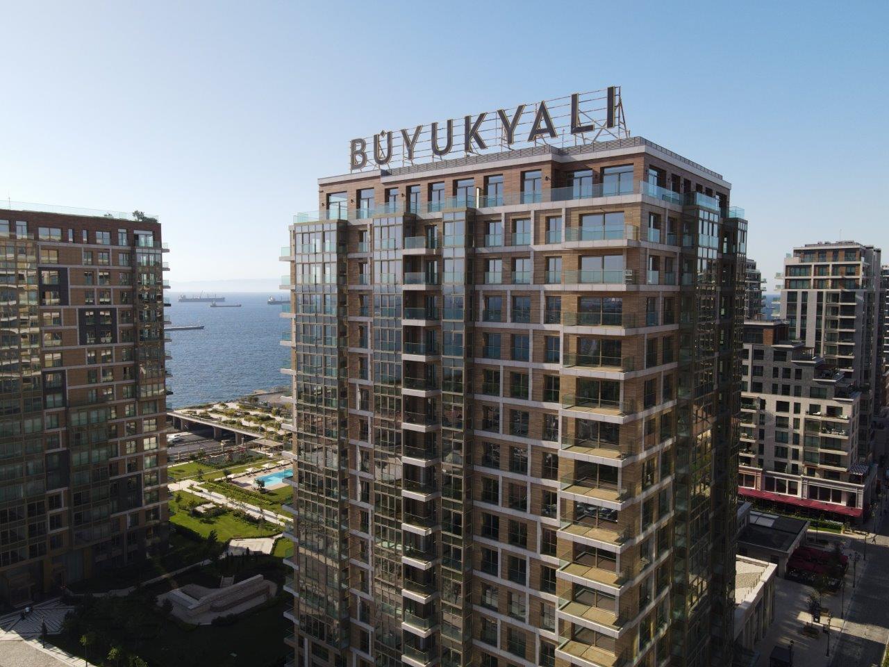 Invest in Buyukyali Istanbul: 2+1 Apartment - Suitable for Citizenship