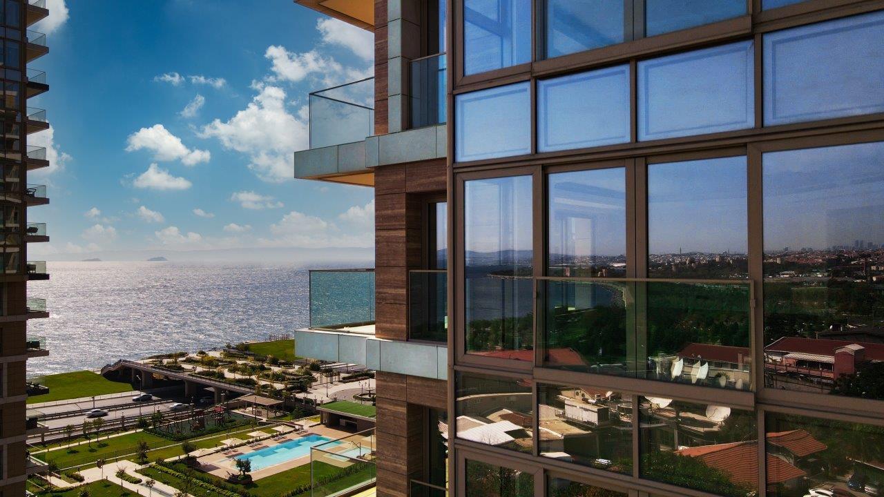 Invest in Buyukyali Istanbul: 2+1 Apartment - Suitable for Citizenship