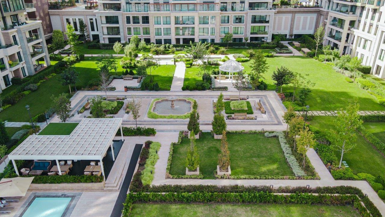 Invest in Buyukyali Istanbul: 2+1 Apartment - Suitable for Citizenship