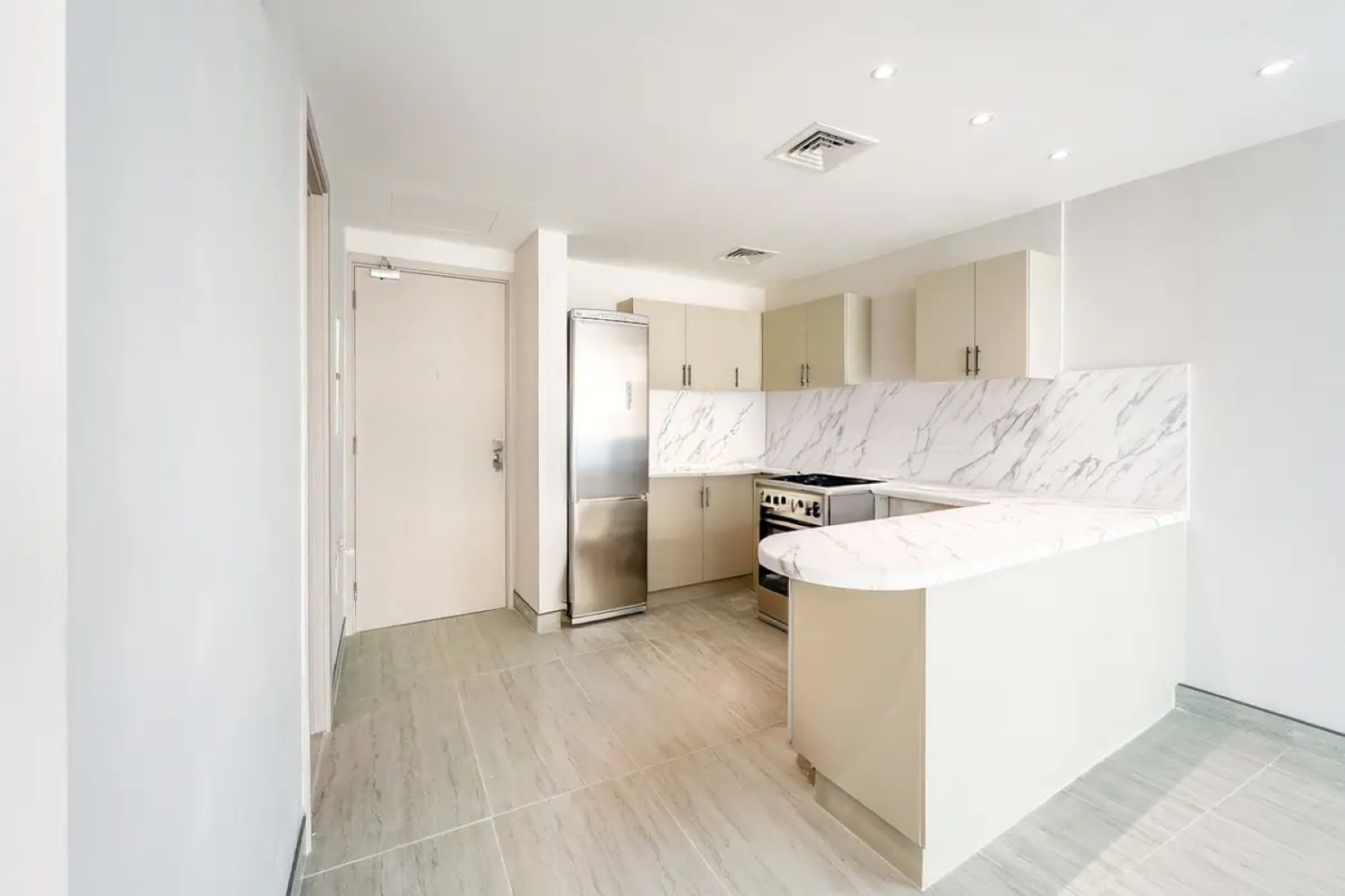 Damac Waves Tower A - 1 Bedroom Apartment