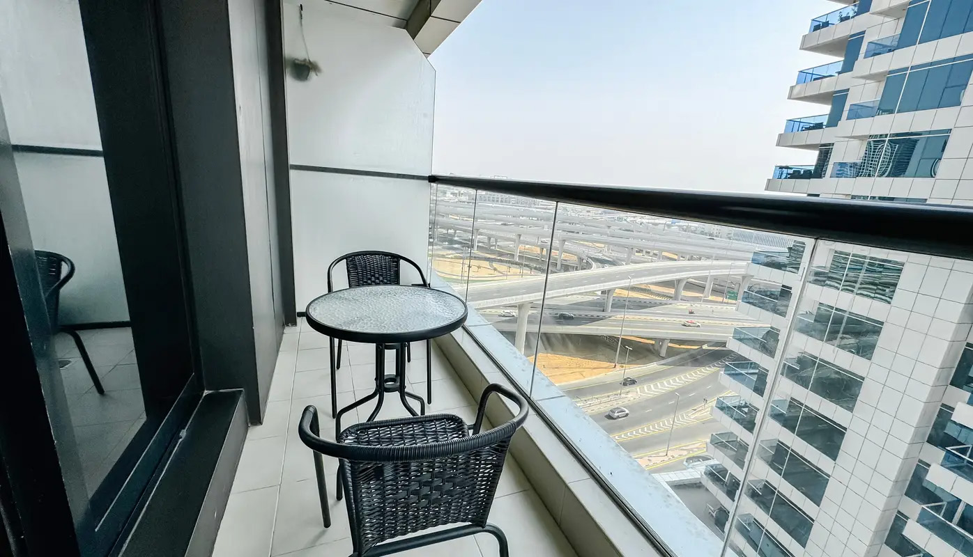 Escan Marina Tower-Studio Apartment-Marina Views - Close to DMCC Metro