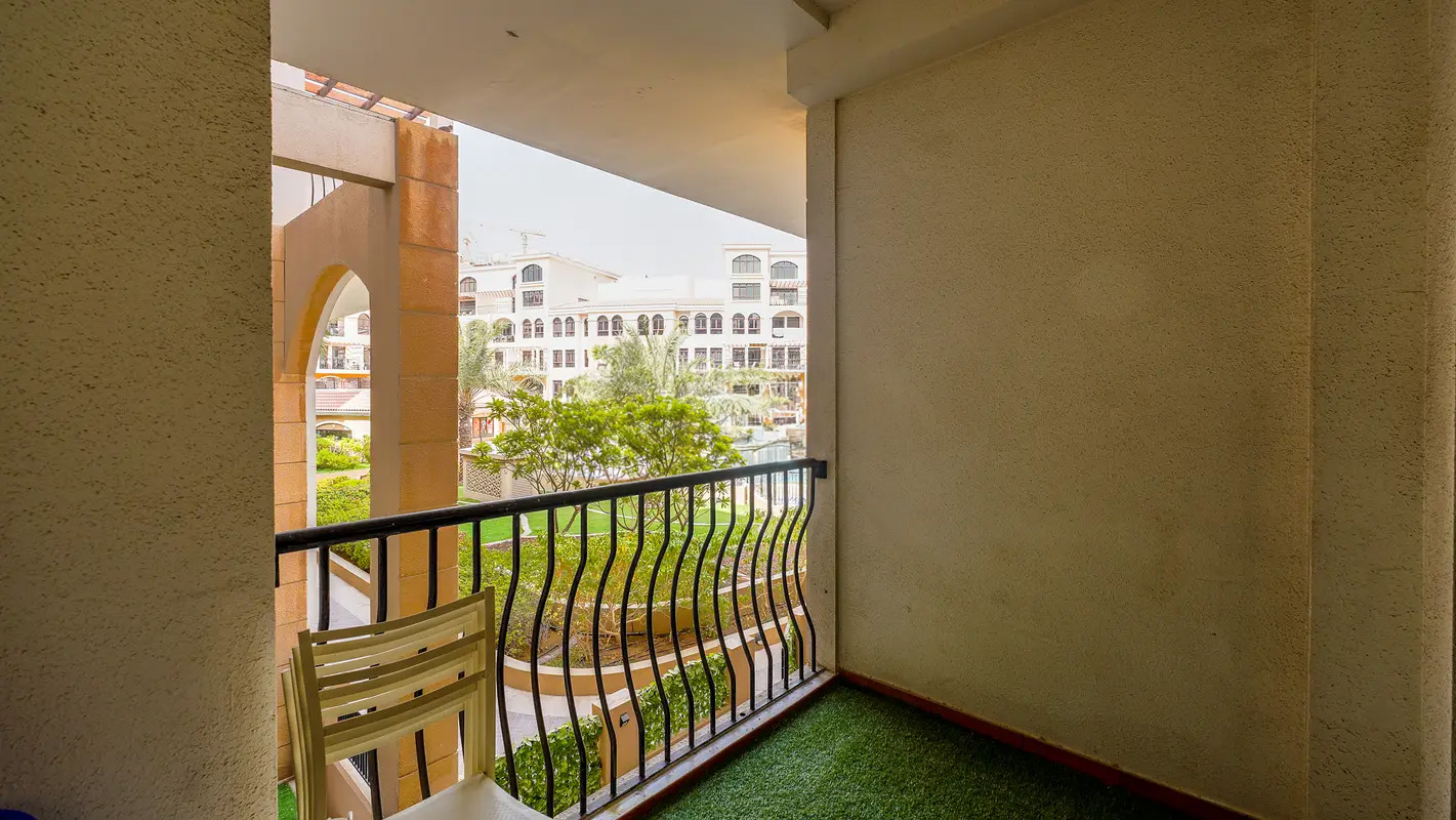 Fortunato - 1 Bedroom Apartment - Elegant | Pool View | Near Circle Mall