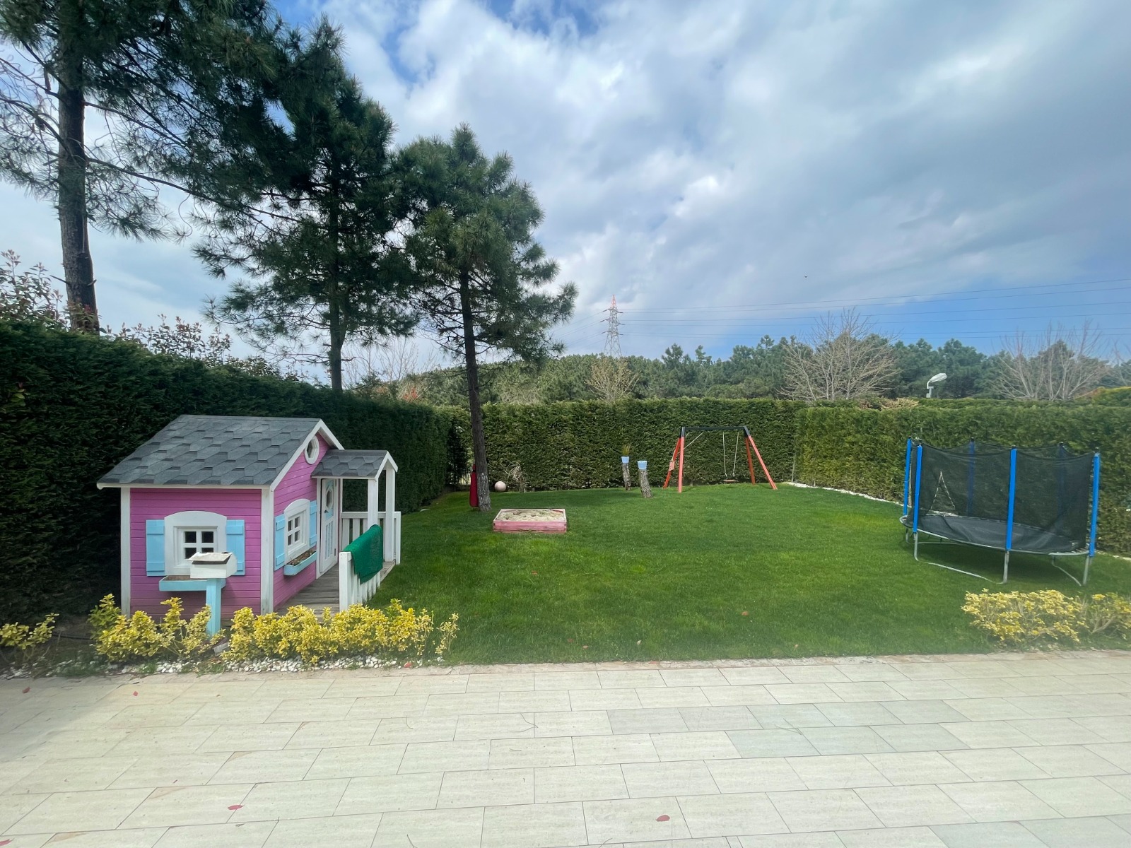 Forest View Villa With Pool in Arnavutköy Neo Golpark For Sale