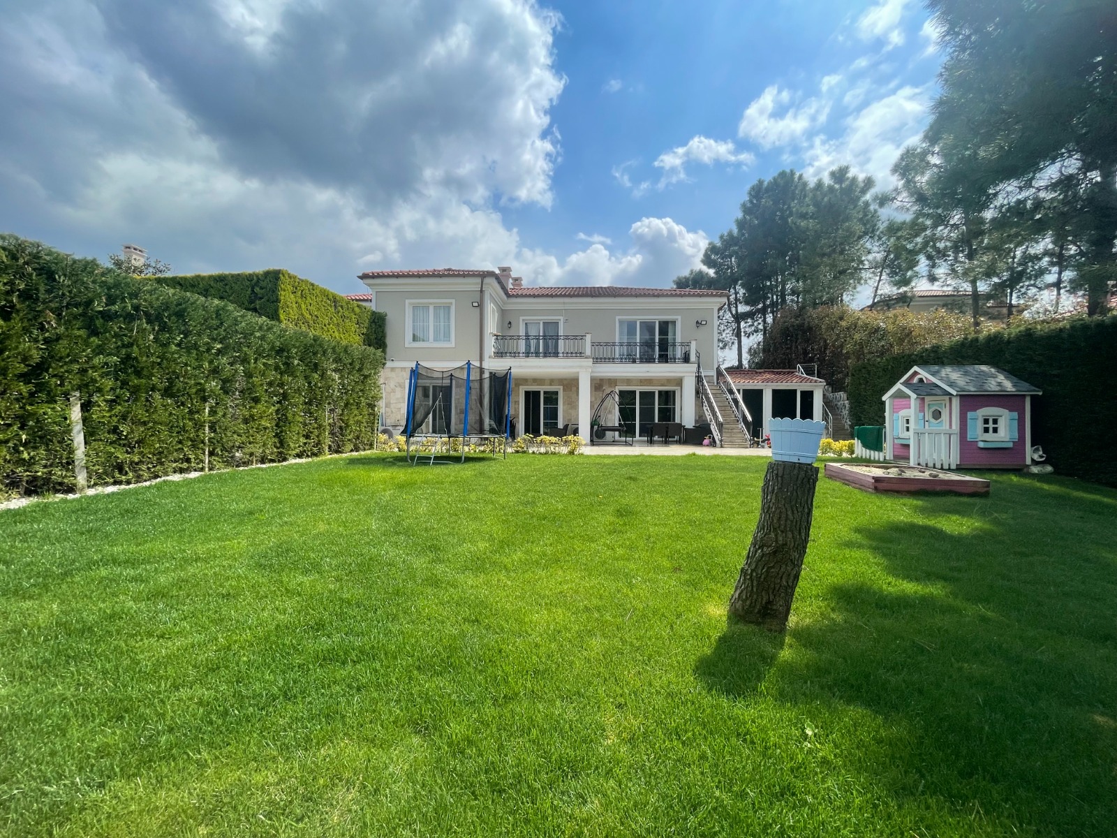 Forest View Villa With Pool in Arnavutköy Neo Golpark For Sale