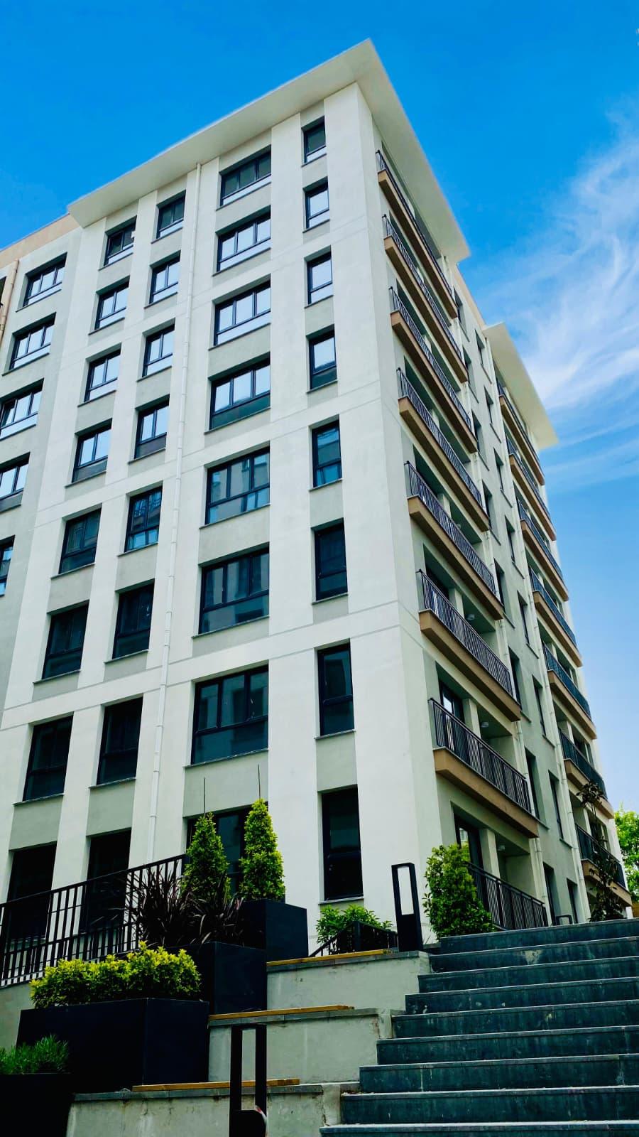 3+1 Apartment in Kırlangıç Evleri Project – Secure, Family-Oriented Living in Beylikdüzü