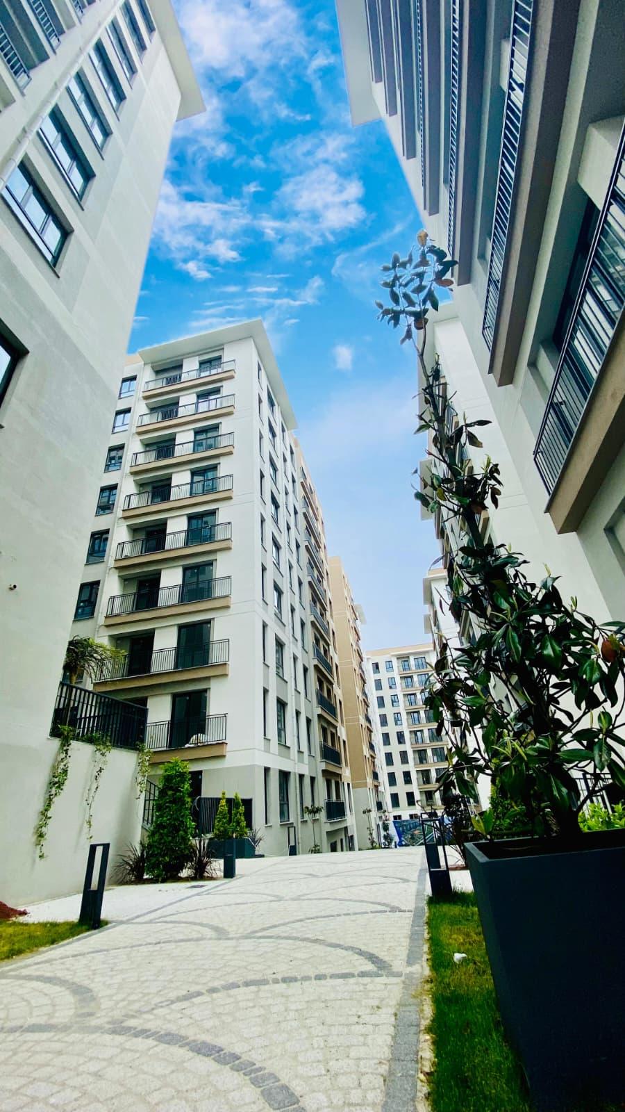 3+1 Apartment in Kırlangıç Evleri Project – Secure, Family-Oriented Living in Beylikdüzü