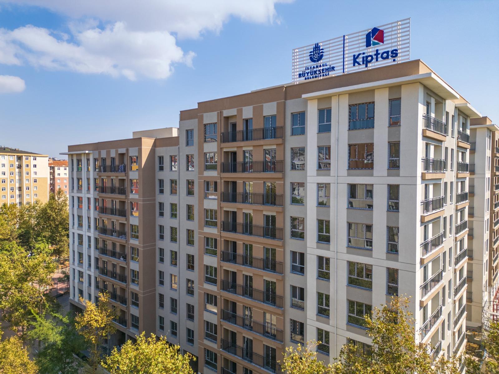 3+1 Apartment in Kırlangıç Evleri Project – Secure, Family-Oriented Living in Beylikdüzü