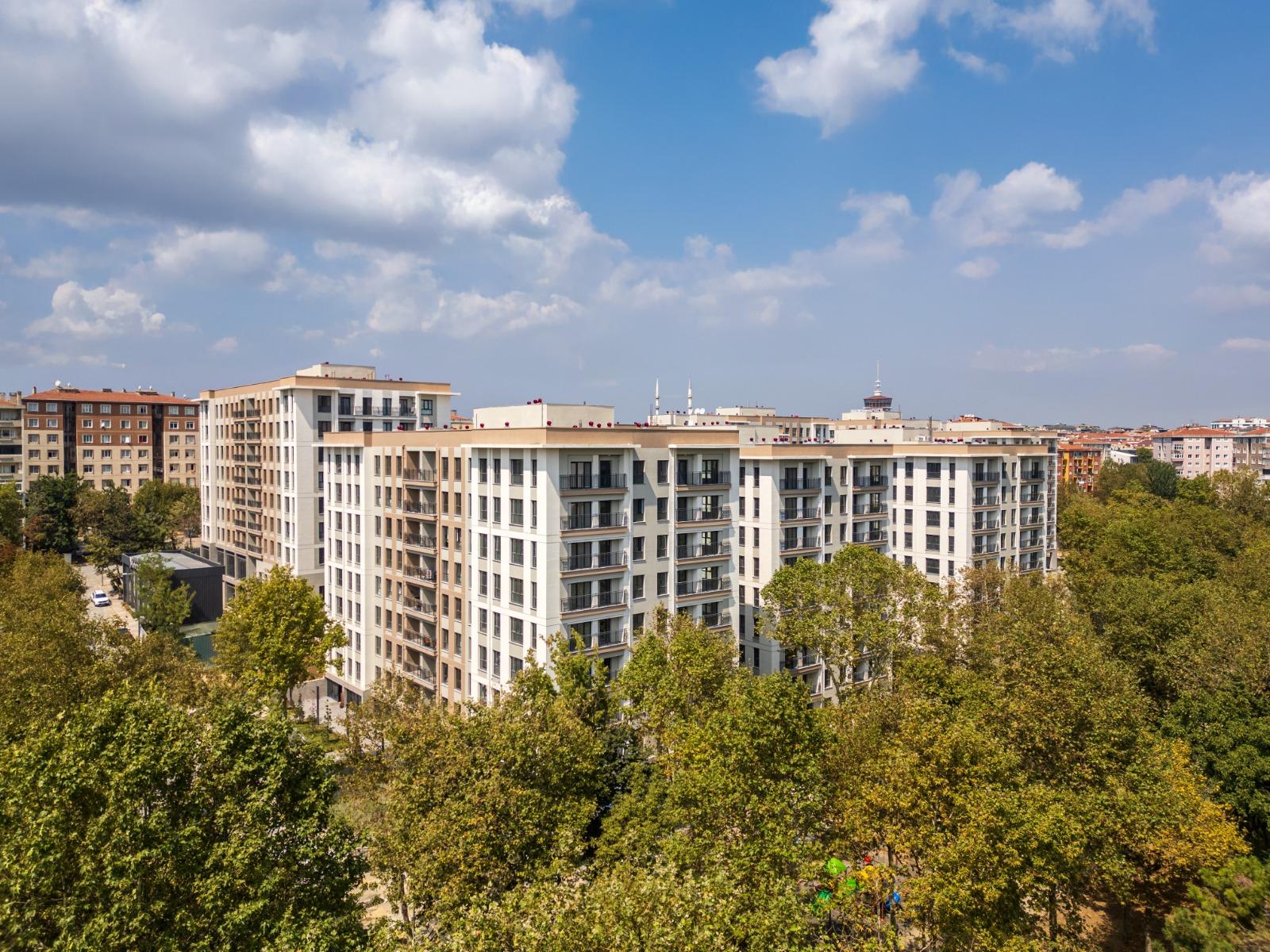 3+1 Apartment in Kırlangıç Evleri Project – Secure, Family-Oriented Living in Beylikdüzü