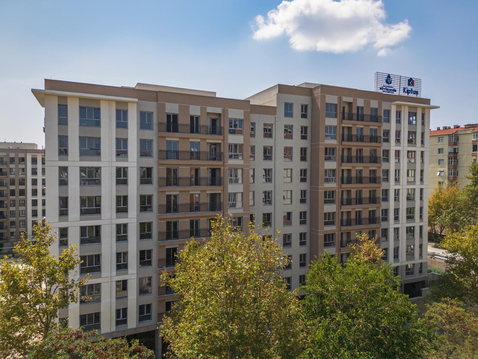 3+1 Apartment in Kırlangıç Evleri Project – Secure, Family-Oriented Living in Beylikdüzü