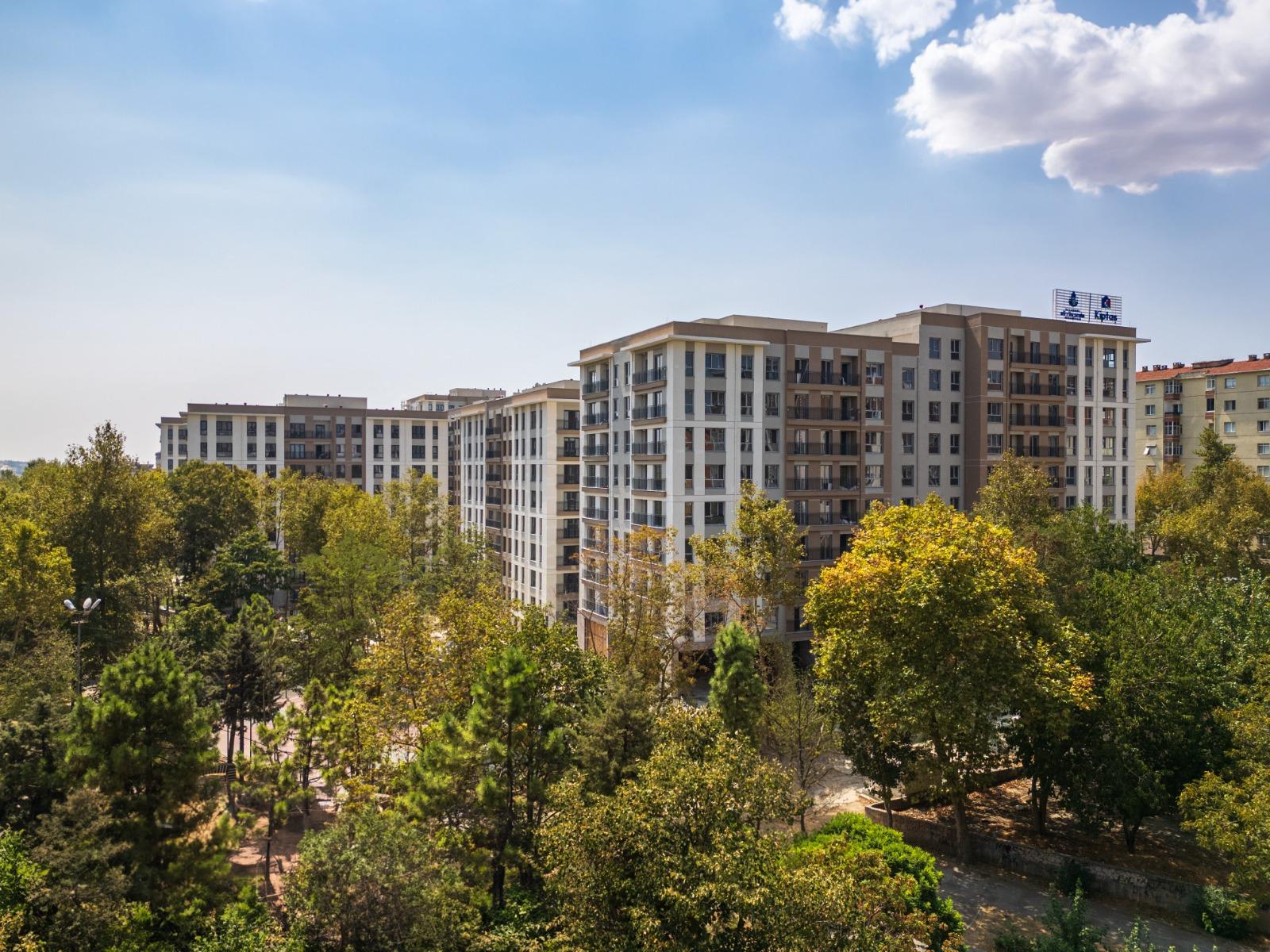 3+1 Apartment in Kırlangıç Evleri Project – Secure, Family-Oriented Living in Beylikdüzü