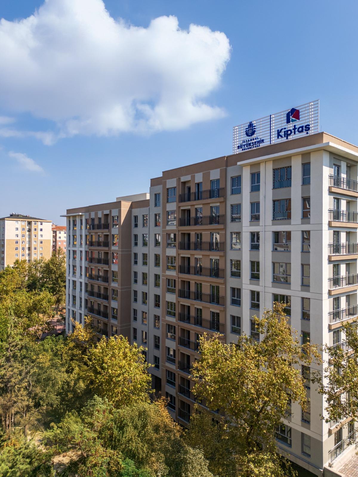 3+1 Apartment in Kırlangıç Evleri Project – Secure, Family-Oriented Living in Beylikdüzü