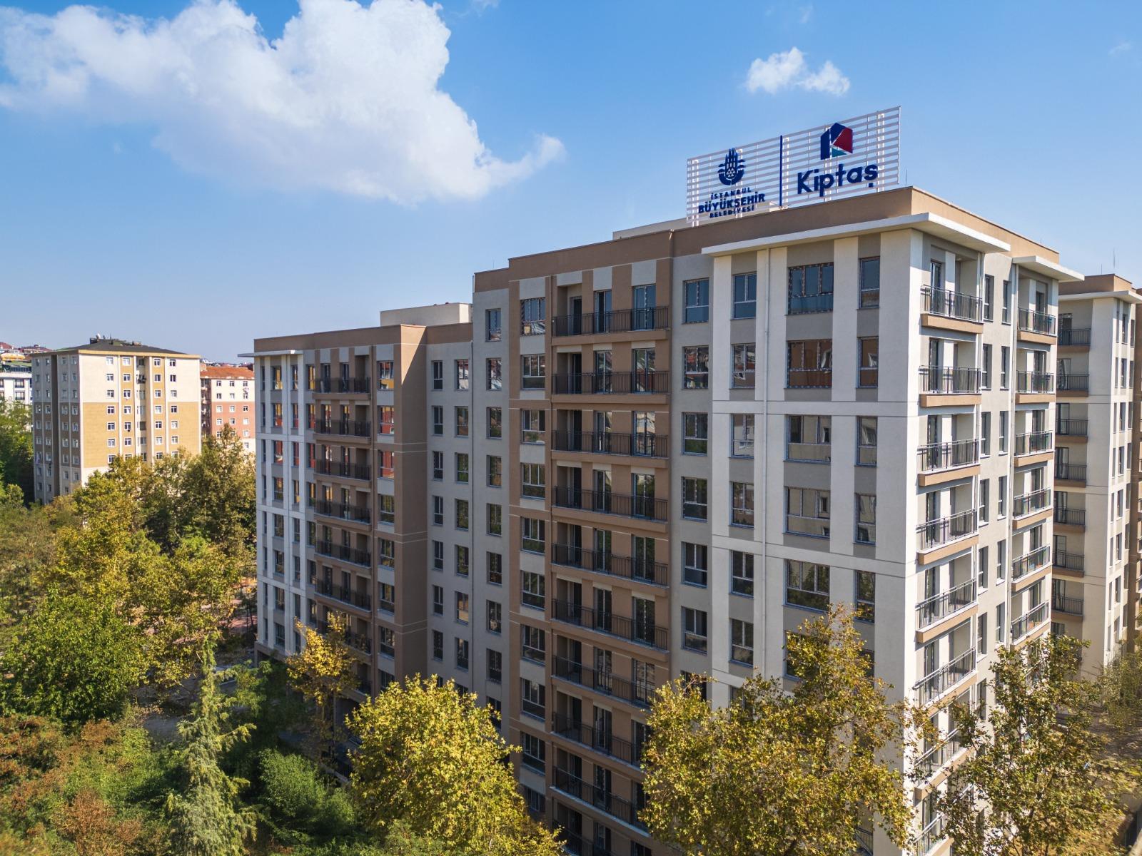 3+1 Apartment in Kırlangıç Evleri Project – Secure, Family-Oriented Living in Beylikdüzü