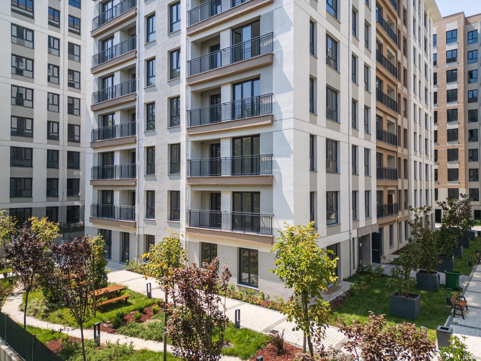 3+1 Apartment in Kırlangıç Evleri Project – Secure, Family-Oriented Living in Beylikdüzü