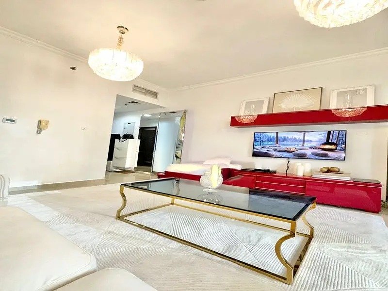 Lake City Tower - 1 Bedroom Apartment