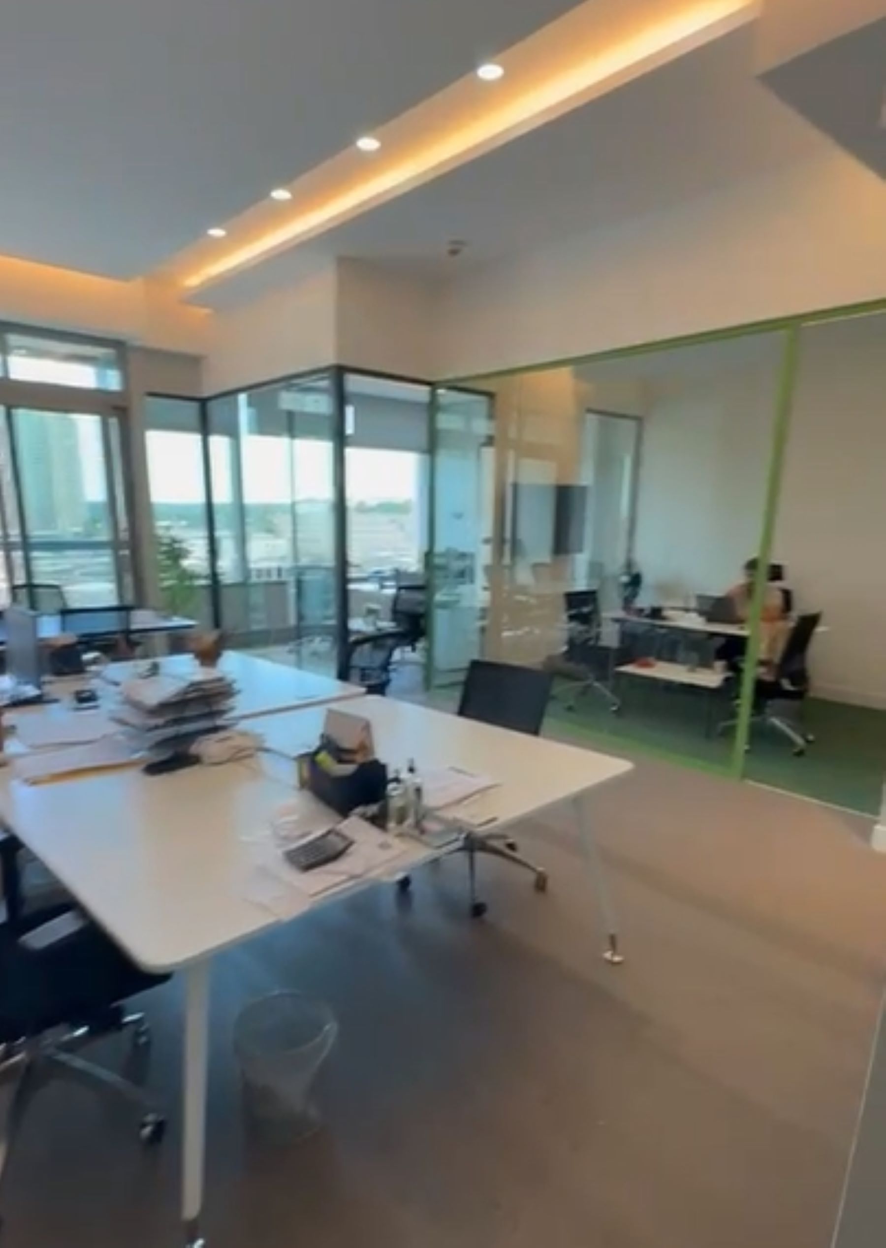 120 m² Luxuriously Furnished Office in Maslak 42