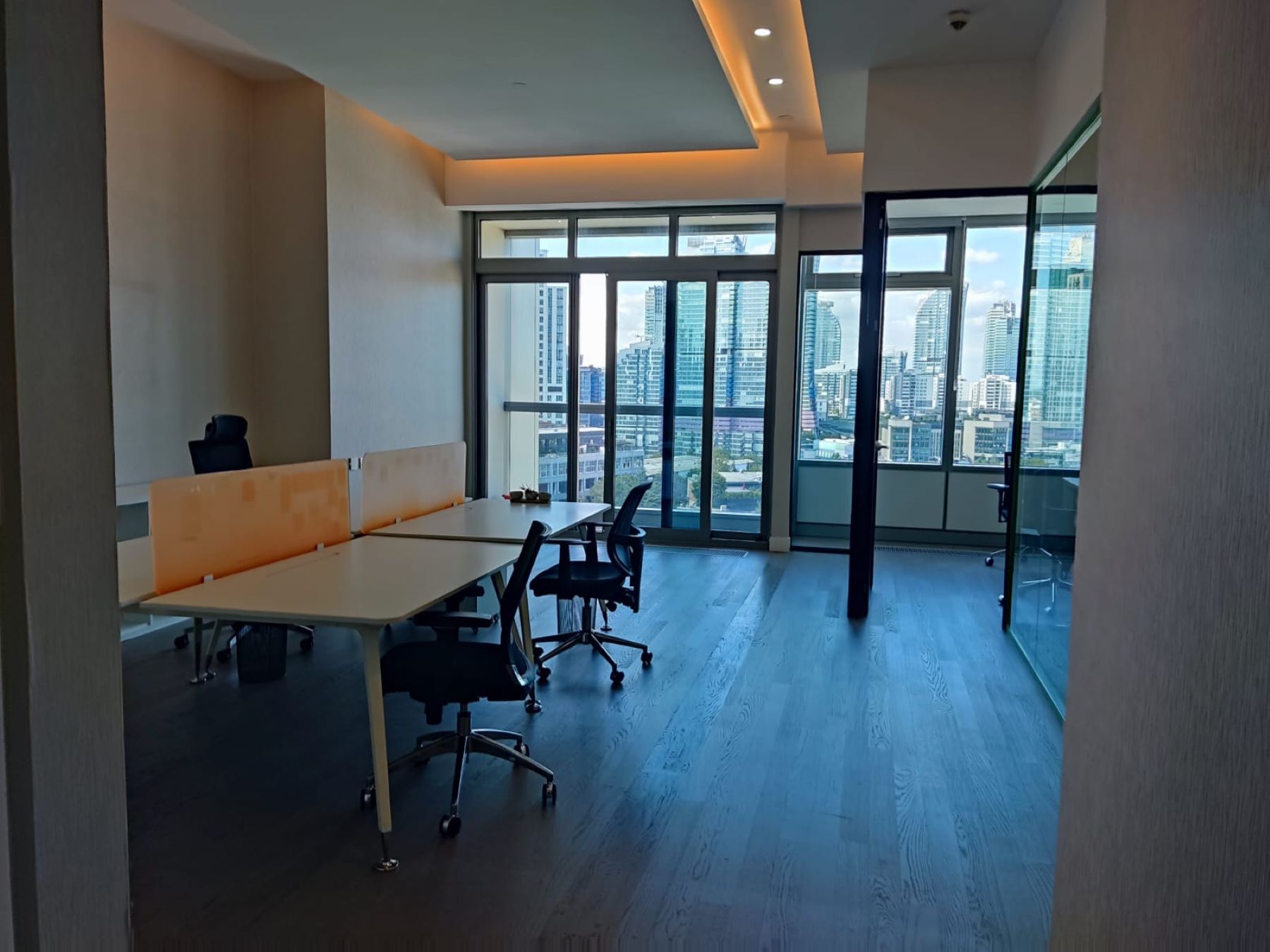 120 m² Luxuriously Furnished Office in Maslak 42