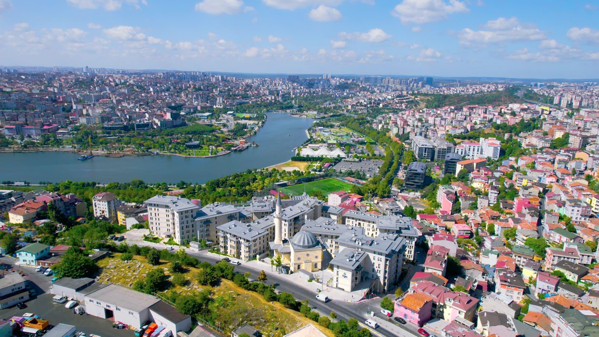 Luxury 3+1 Apartment in Haliç'e Nazir Project - Eligible for Citizenship