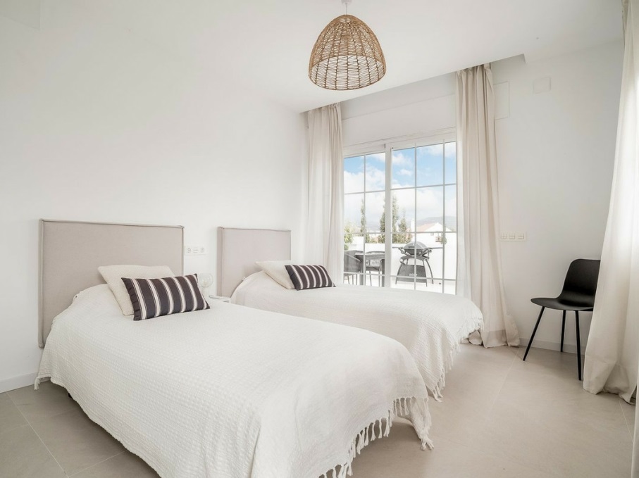 Stunning Three Bedroom Apartment in Marbella