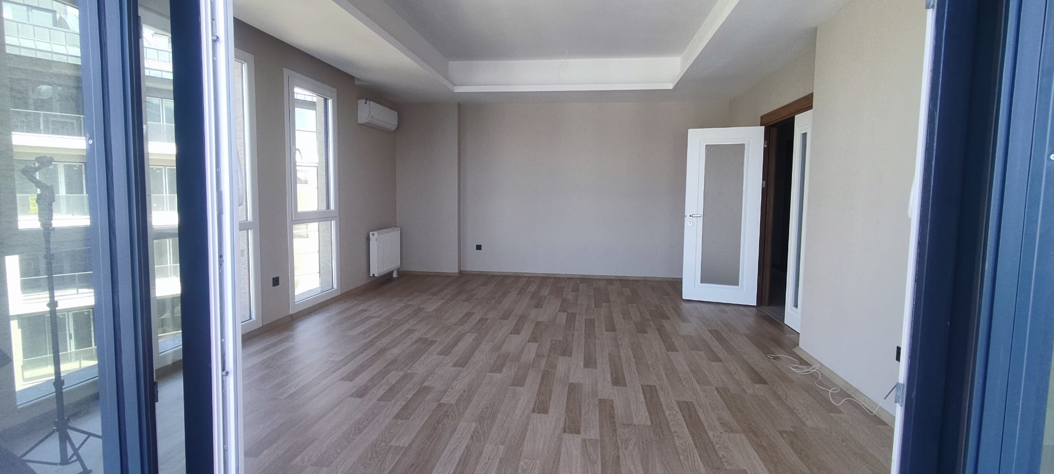 Palm Marin  3 Bed Apartment with Sea View - Vacant & Ready