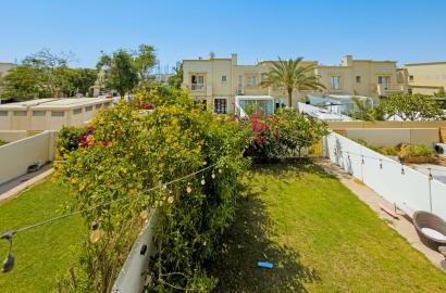 Upgraded 3 Bedroom + Study Room Villa for Sale in Springs 8
