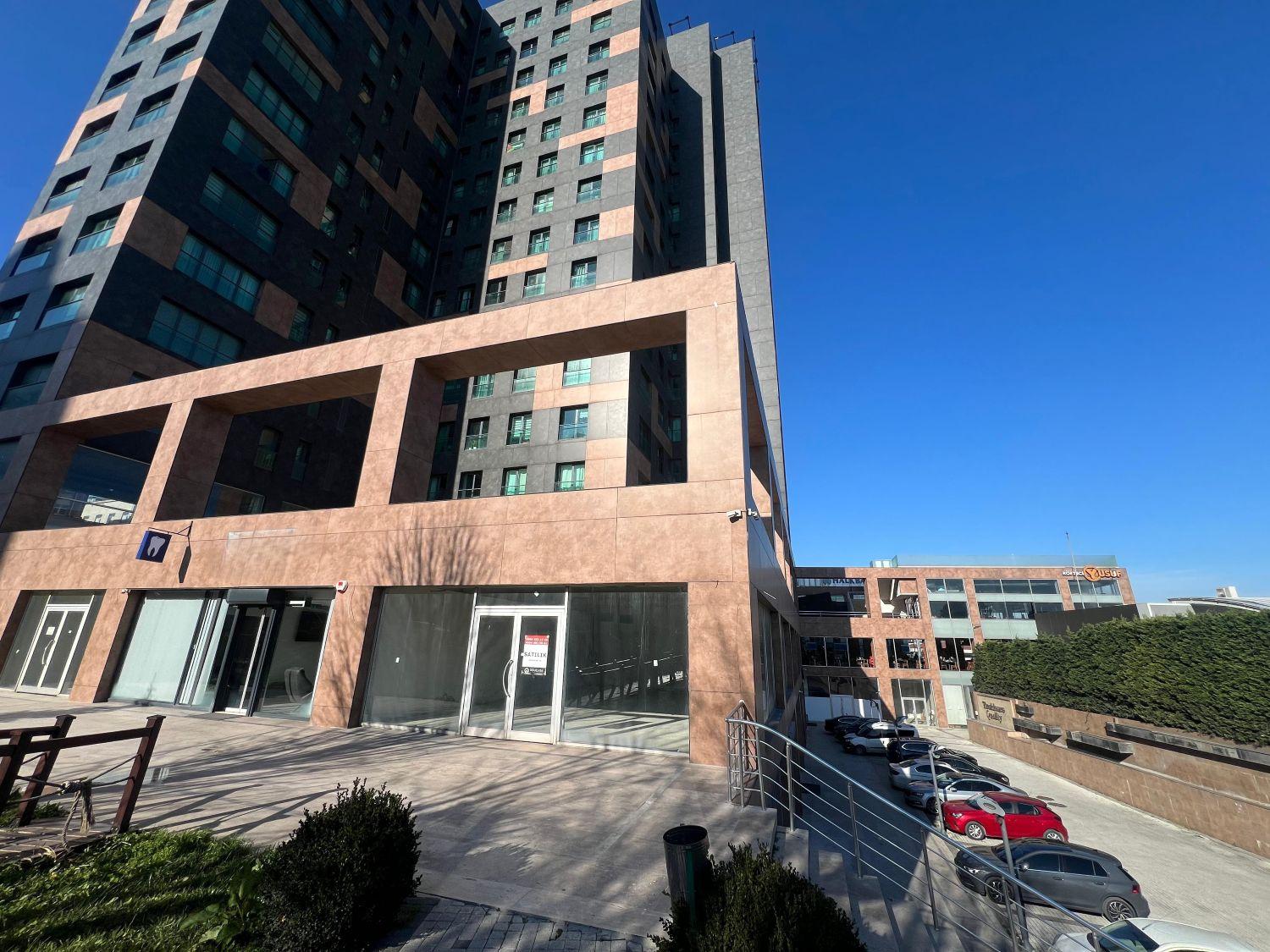 Luxury 2-Unit Office at Quality Residence - Suitable for Citizenship
