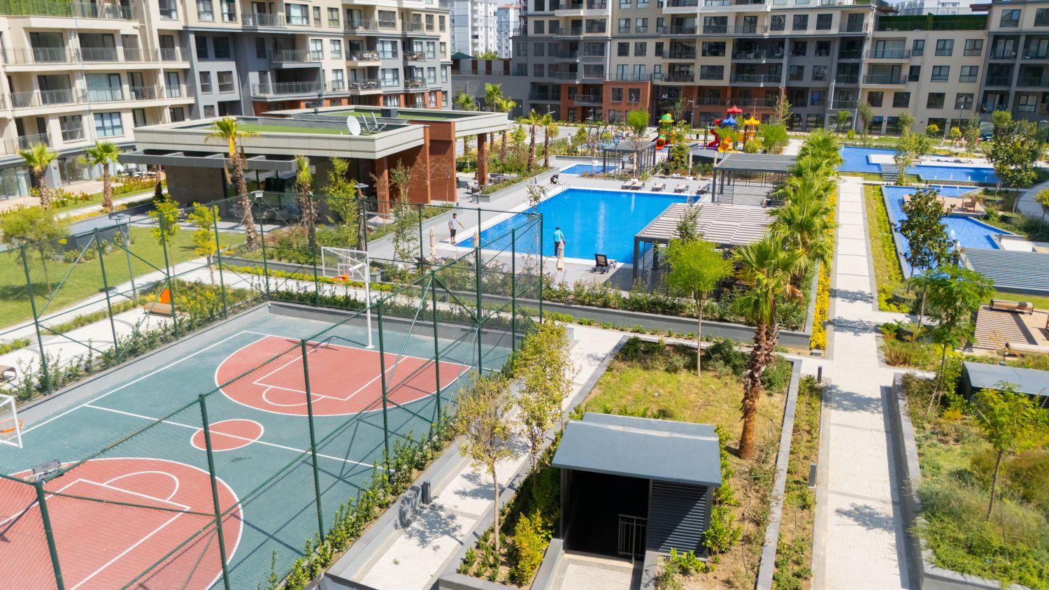 3+1 Apartment at Referans Beylikdüzü - Modern Living with Garden and Terrace - Suitable for Citizenship