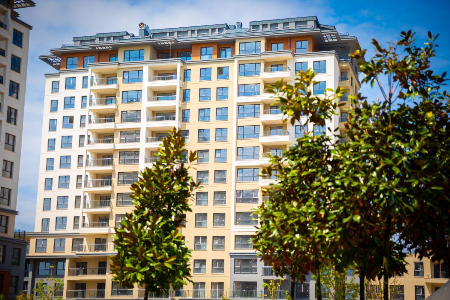 3+1 Apartment at Referans Beylikdüzü - Modern Living with Garden and Terrace - Suitable for Citizenship