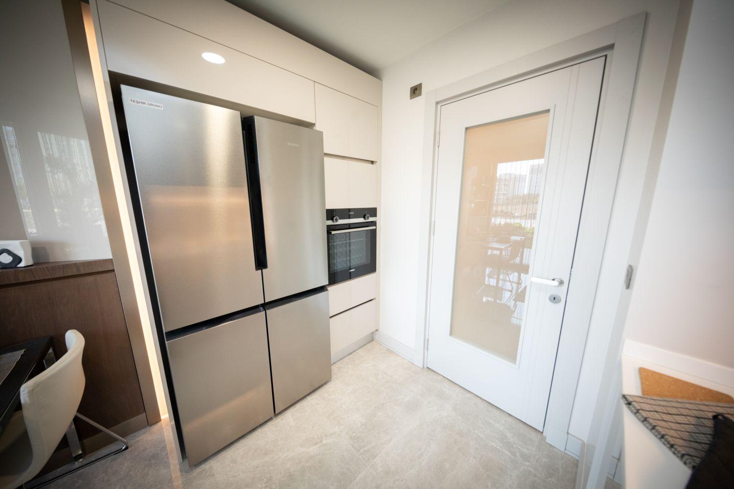 3+1 Apartment at Referans Beylikdüzü - Modern Living with Garden and Terrace - Suitable for Citizenship