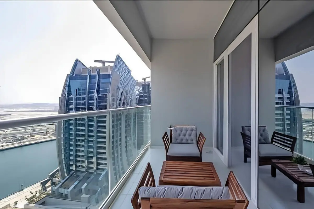 Reva Residences-1 Bedroom Apartment - High Floor - Vacant