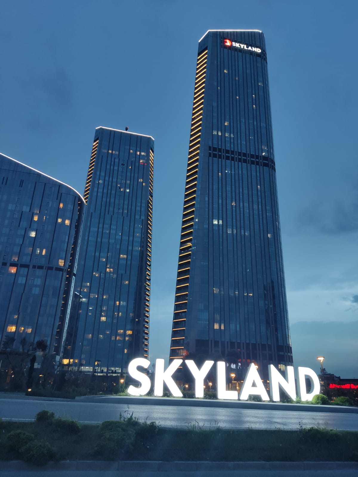 Полностью меблированный офис в Levent | Skyland Istanbul