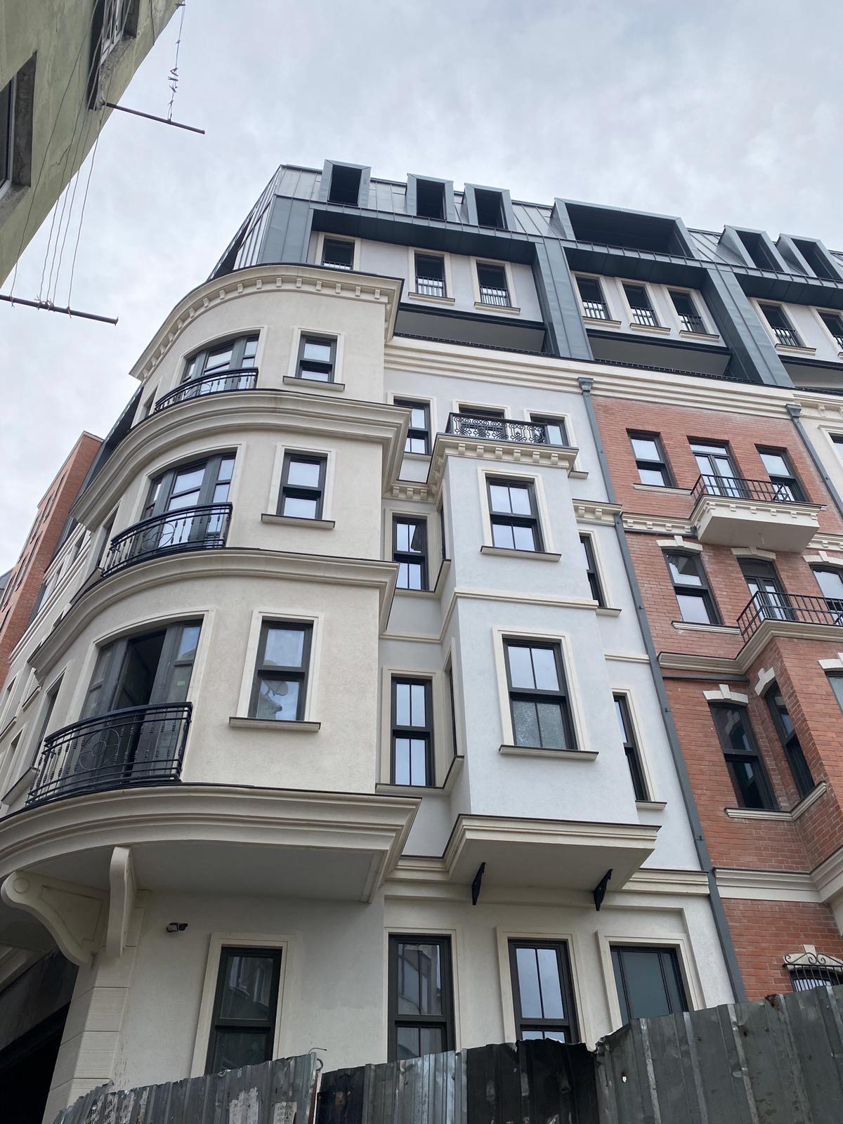 Luxury 1+1 Apartment in Beyoğlu Taksim 360 Project - Eligible for Citizenship