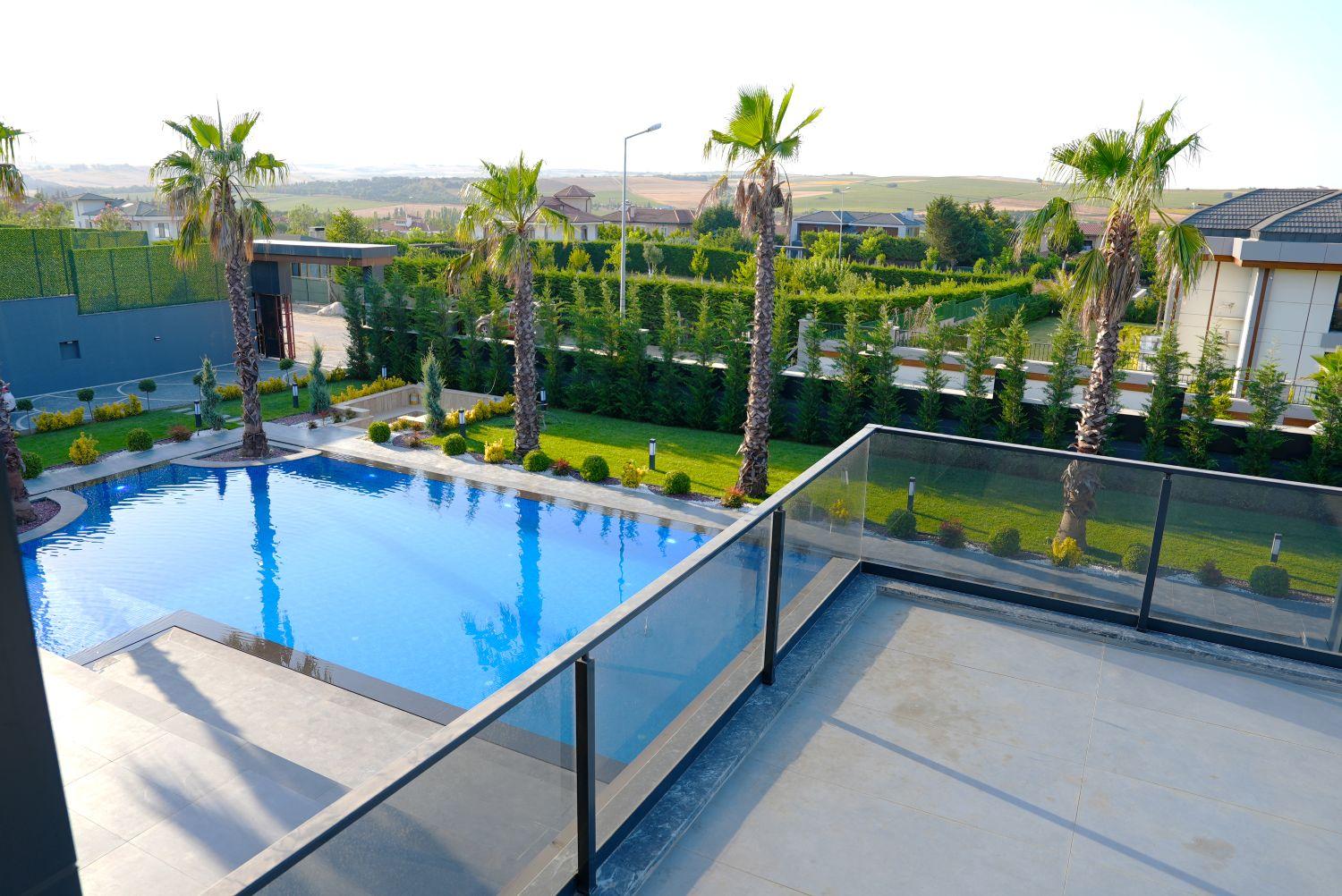 Luxury Villa for Sale in Tepekent | 950m² Smart Home & 2100m² Garden