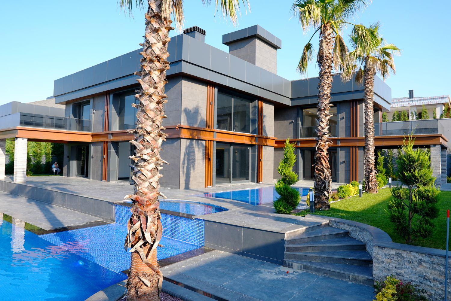 Luxury Villa for Sale in Tepekent | 950m² Smart Home & 2100m² Garden