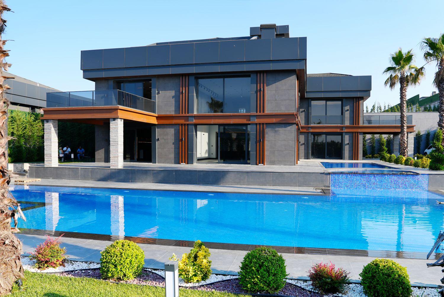 Luxury Villa for Sale in Tepekent | 950m² Smart Home & 2100m² Garden