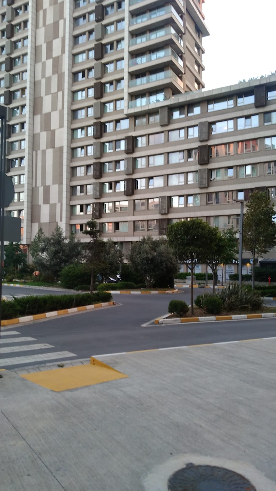 Luxury 1+1 Furnished Apartment for Rent in Istanbul Topkapı Site